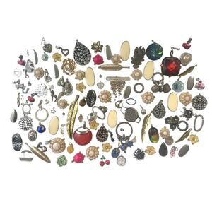 Lot Of 120+ Fashion Jewelry Pendant Charm Craft Various Shape Style Size Media